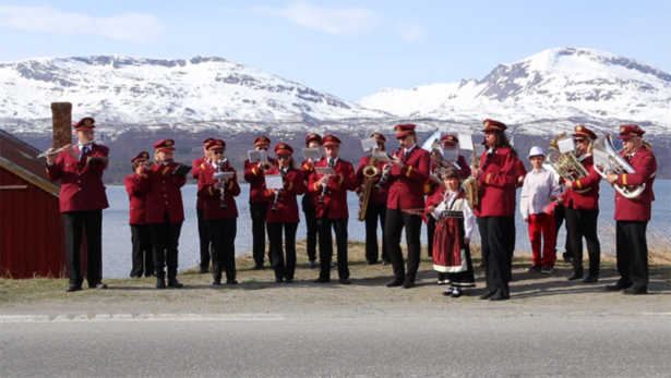 Nyhetsklipp: - 17.mai feiringen i Salangen 17/05-2013